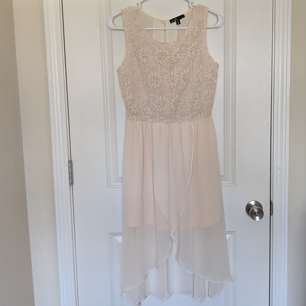 LAST CHANCE! Versona cream-colored dress